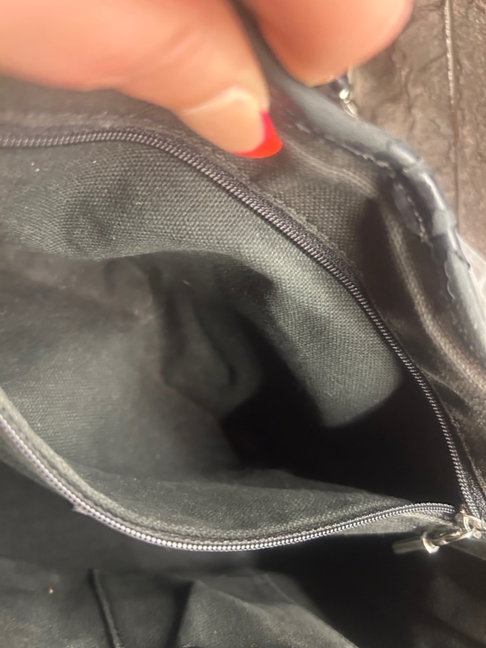 Burberry Vintage Beige Nova Check Canvas Shoulder Bag with Black Leather Trim - Picture 9 of 15